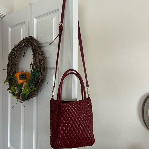 Anthropologie Woven Burgundy Shoulder Bag - Picture 3 of 4
